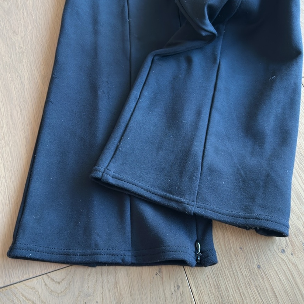 ALO Yoga Black Flared Pants - Picture 12 of 14